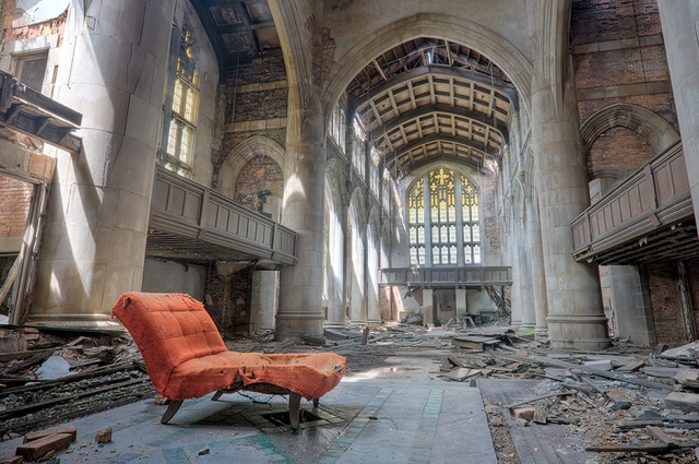 Ruin Porn: An Internet Trend That is Older than You Think - Featured Image