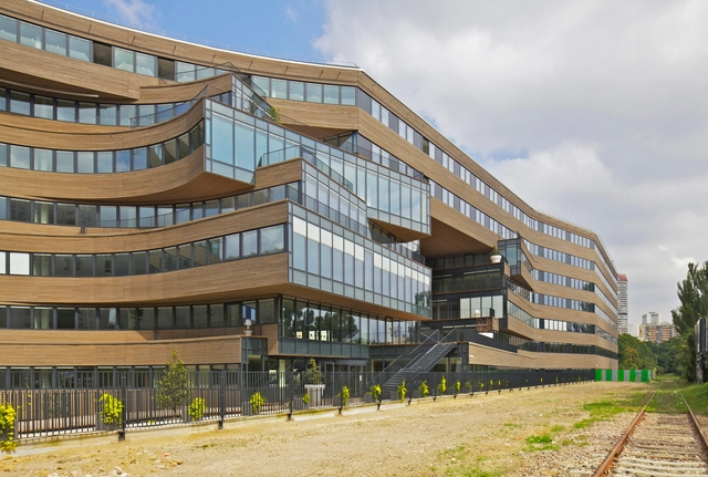 Pushed Slab / MVRDV - Edificio De Oficinas