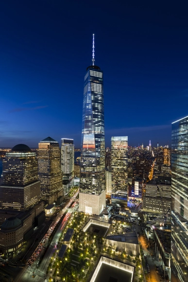Kimmelman Reviews the One WTC: An Emblem of New York’s “Upside-Down Priorities”  - Featured Image