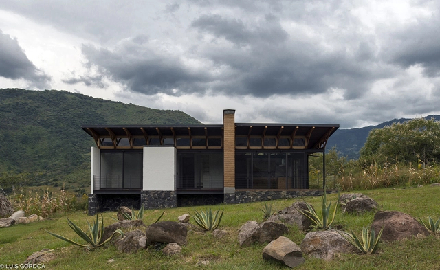 Casa Malinalco / Arquitectura Alternativa - Casas, Fachada, Bosque
