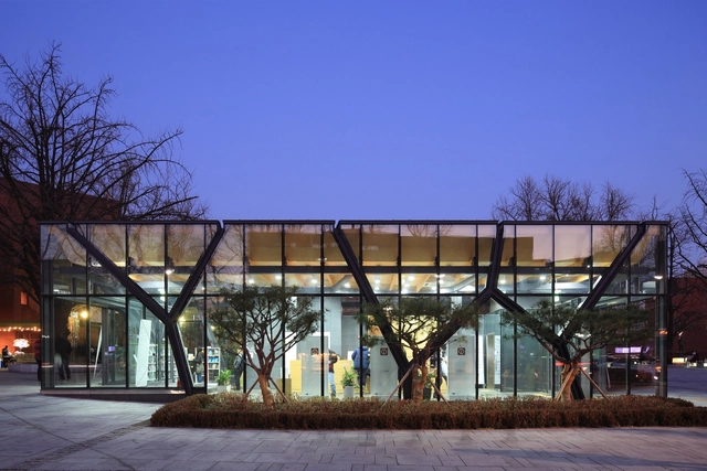 Marronnier Park / Metaa Architects & Associate - Cultural Center