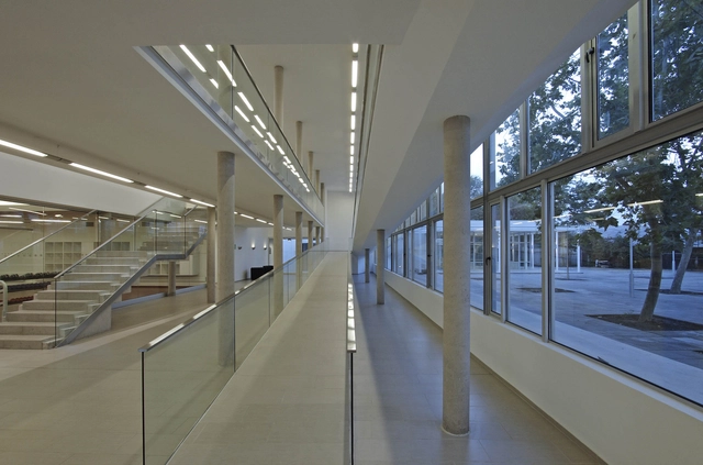 Carol Urzua / Lira Arquitectos Asociados - Centro Cultural