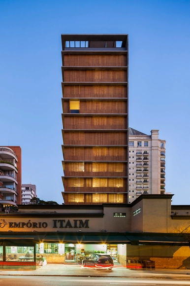 Vitacon Itaim Building / studio mk27 - Apartments