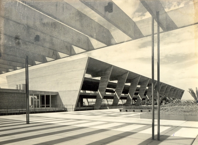 Clássicos da Arquitetura: Museu de Arte Moderna do Rio de Janeiro / Affonso Eduardo Reidy - Museus E Espaços De Exposições, Fachada
