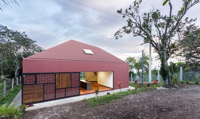 Casa CF / Christian Calle Figueroa - Casas, Puerta, Fachada