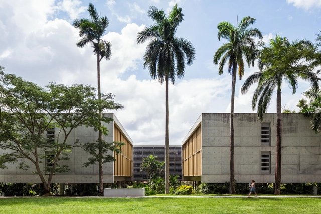 Alojamento Estudantil na Ciudad del Saber / [sic] arquitetura - Dormitórios, Jardim, Fachada