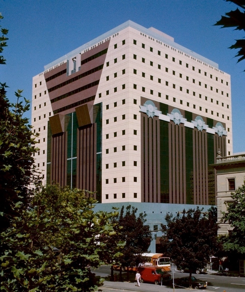The Portland Building Won’t be Demolished, says Michael Graves - Featured Image