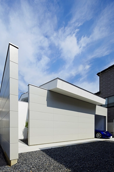 Casa en Tsubaki / PANDA - Casas