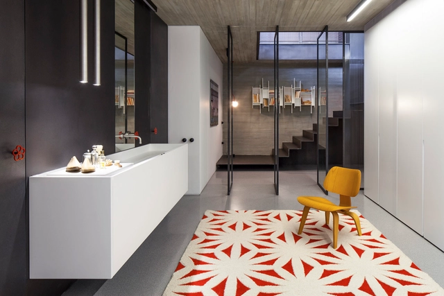 Past Turned Into Space / Pitsou Kedem Architects - Apartment Interiors, Chair, Table