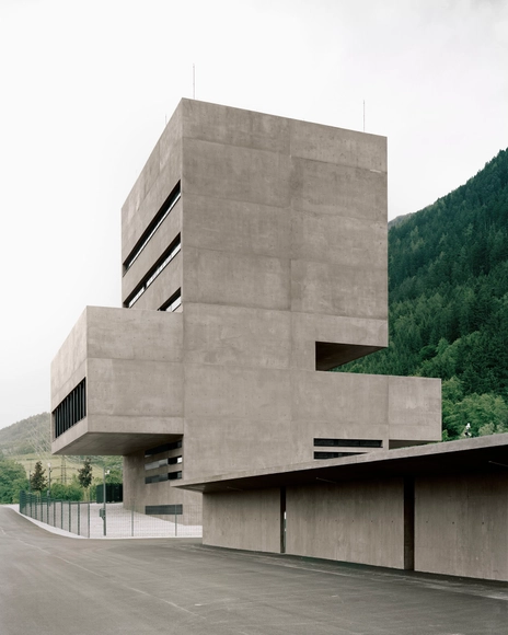 Estação de Controle da Central Elétrica Tiwag / Bechter Zaffignani Architekten - Edifícios De Escritórios