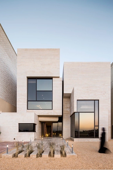 Casa Rua / Massive Order - Casas