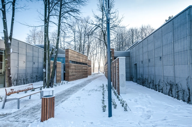 Centro deportivo y de ocio para todas las estaciones / Dżus GK Architekci - Recreación Y Entrenamiento