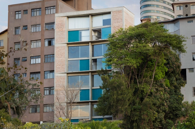 Estudios Arrudas / Arquitetos Associados - Arquitectura De Uso Mixto