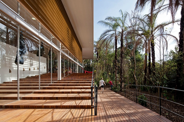 Galeria Tunga / Rizoma Arquitetura - Galería