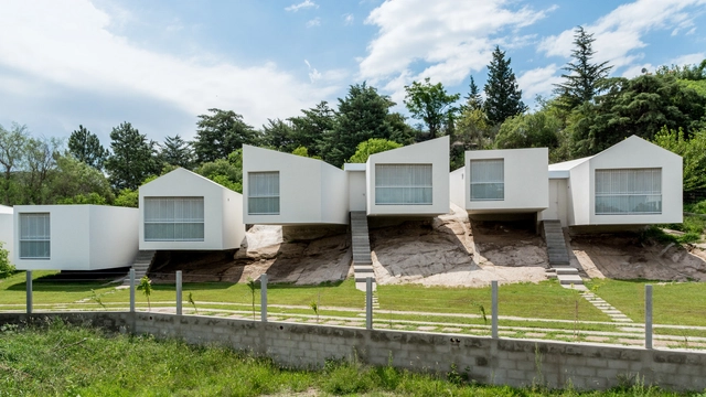 5 Casas / Carlos Alejandro Ciravegna - Casas