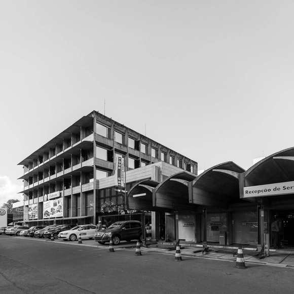Clássicos da Arquitetura: DISBRAVE / João Filgueiras Lima (Lelé) - 