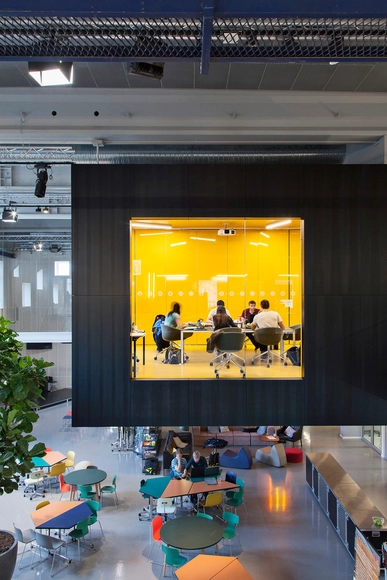 DTU Skylab / Juul Frost Arkitekter - Diseño De Interiores