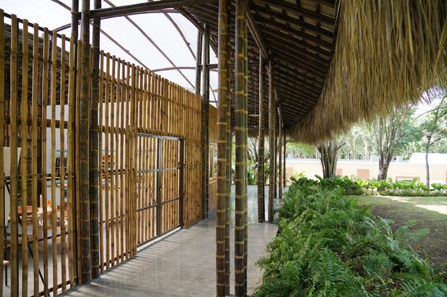 Jardín de las Mariposas  / Emilio Olivo + Rosa Julian - Instalaciones Y Estructuras