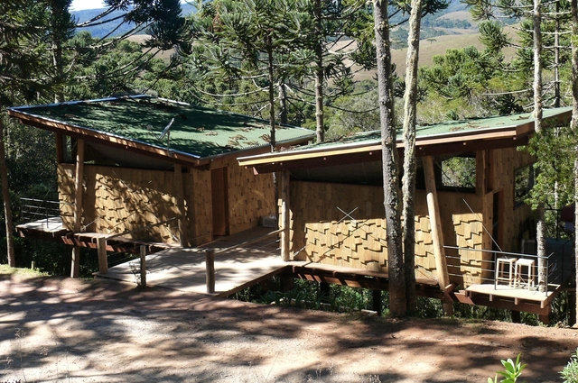 Casa Dois Casais / Andre Eisenlohr + Cabana Arquitetos - Casas