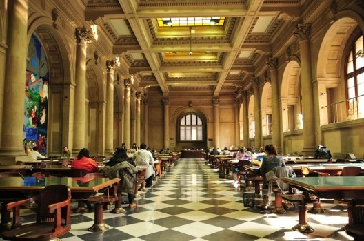 Chile: Biblioteca Nacional es elegida entre las 50 bibliotecas “más majestuosas” del mundo por A&D - Imagen Principal