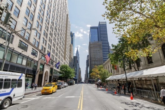 4 projetos para transformar a 42nd Street de Nova Iorque em um lugar habitável e livre de carros - Imagem de Destaque