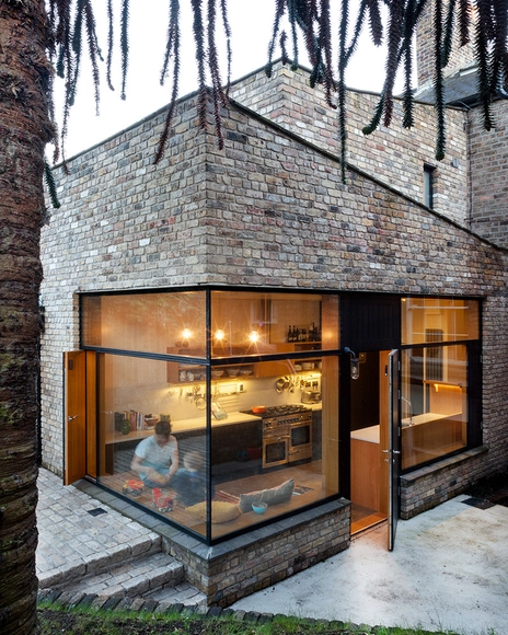 Brick Addition / NOJI Architects - Extension