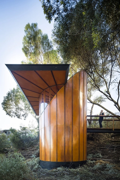 Tree Top Studio / Max Pritchard - Obras De Pequeña Escala