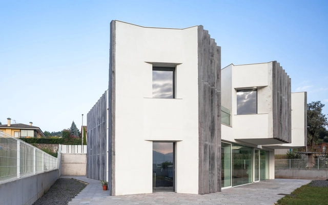 Casa Basalto / Ventura Llimona - Casas
