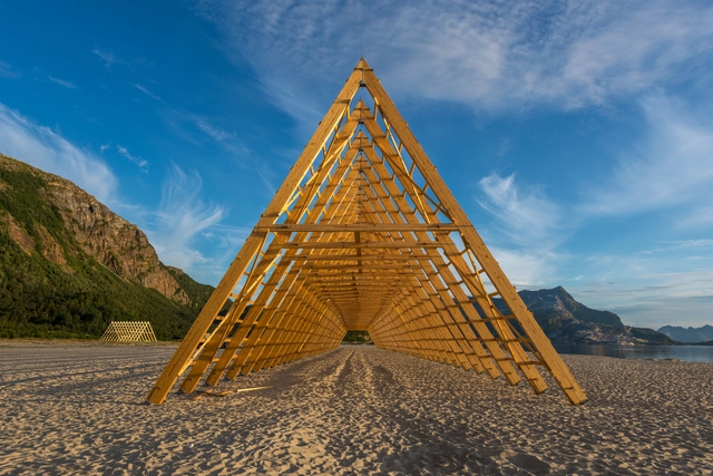 The Extreme Architecture of the Arctic Regions - Featured Image