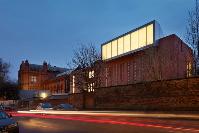A revitalização de Whitworth / MUMA - Arte E Arquitetura