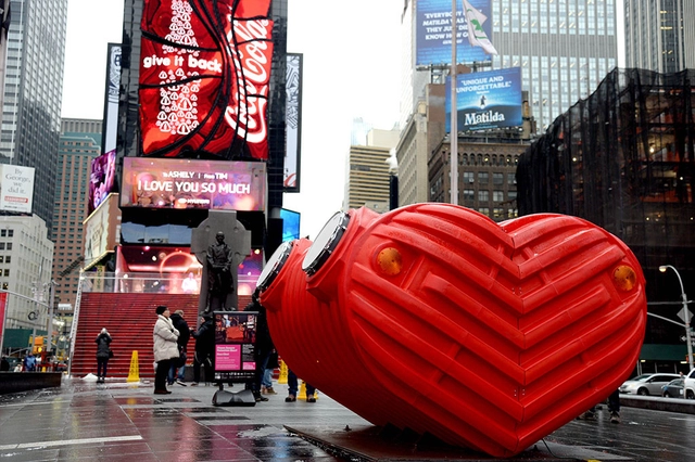 Stereotank’s HeartBeat Fills the Air in Times Square - Featured Image