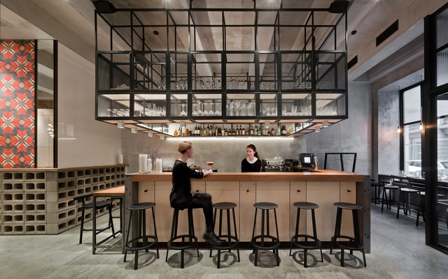 Café Holy Fox / Mikhail Kozlov - Diseño De Interiores