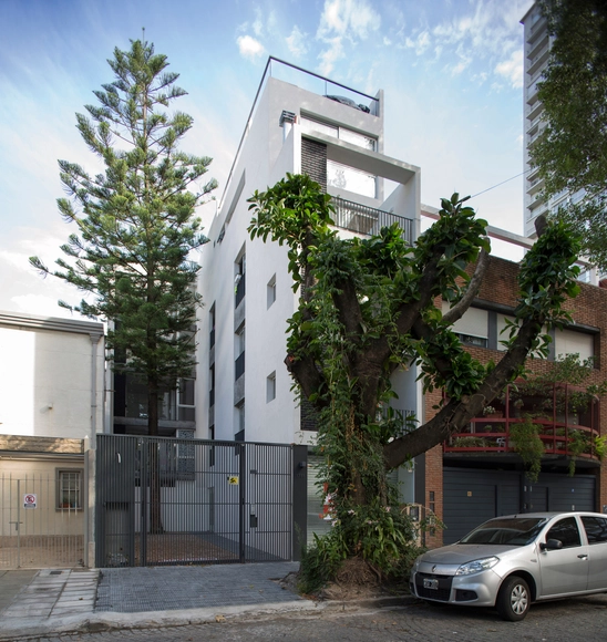 Besares 1731 / Panorama Estudio - Vivienda Colectiva, Fachada