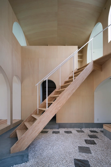 Casa-Pátio em Kudamatsu / Container Design - Casas