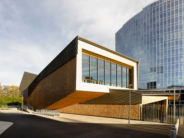 New Conference Hall for the World Intellectual Property Organization / Behnisch Architekten - Exterior Photography, Auditorium, Facade