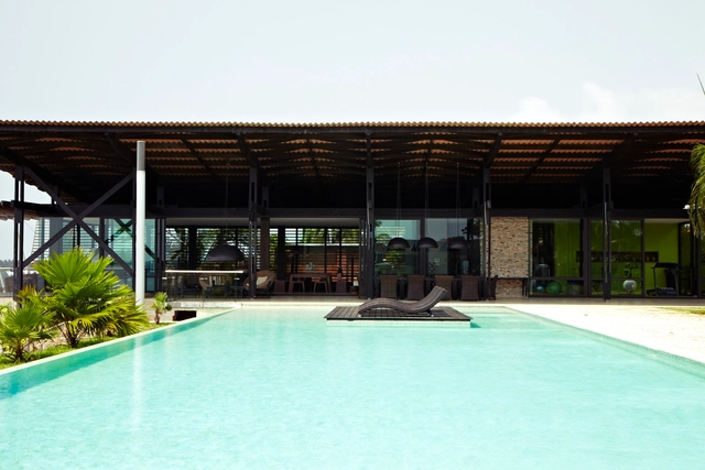 Pavilhão Ebrah / Koffi & Diabaté Architectes - Casas