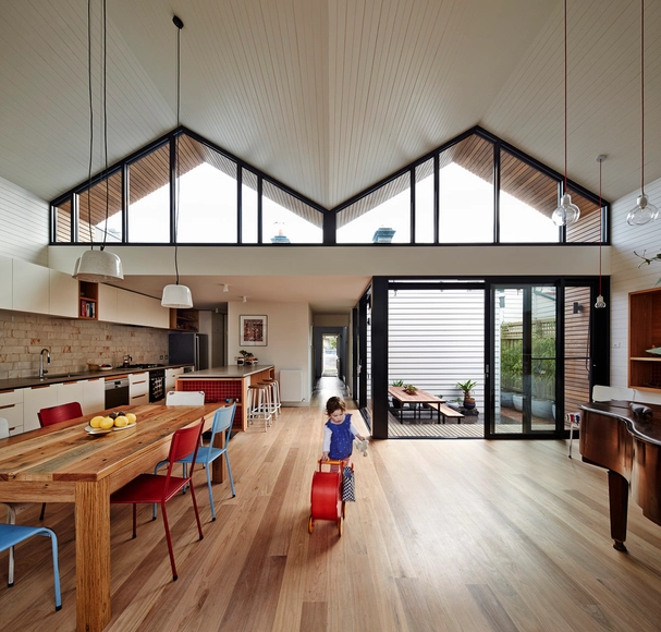 M House / Studio Bright - Interior Photography, Houses, Table, Bench