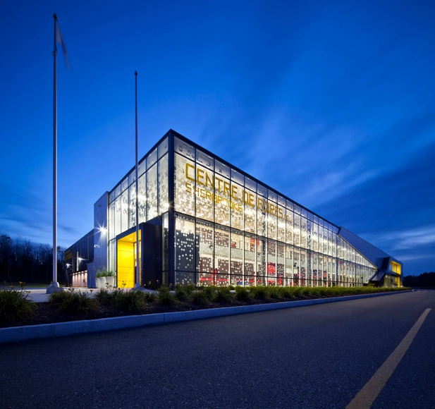 Centro de Exposições Sherbrooke / CCM2 Architectes - Espaço De Exibições 