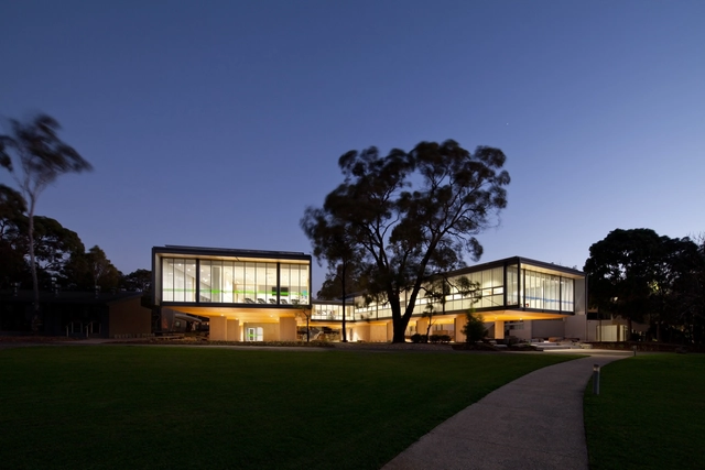 Escuela Secundaria Tintern / Architectus - Escuela Primaria