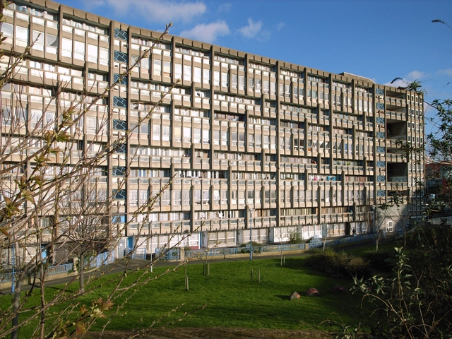 Fresh Bid To Save Robin Hood Gardens From Demolition - Featured Image
