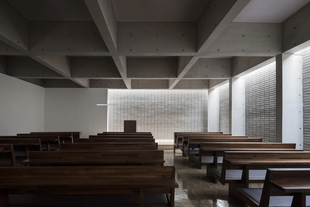 Gumam Sungmun Church / Oh Jongsang -          Churches