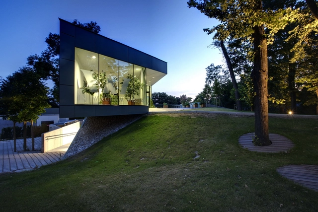 Weritas - Regional Visitor and Wine Center / gerner°gerner plus - Winery, Garden, Facade