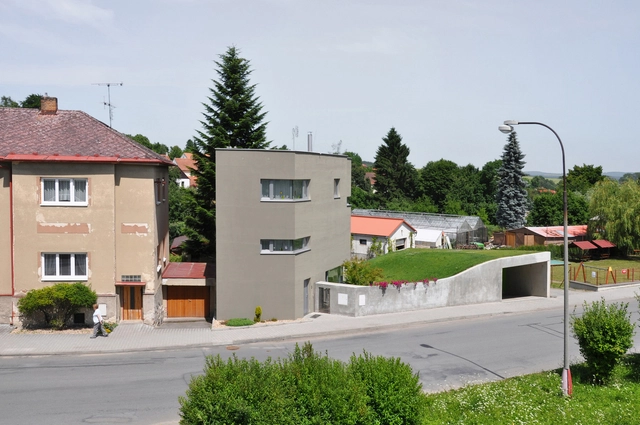 Casa para Irmãos / ATELIER 111 - Casas