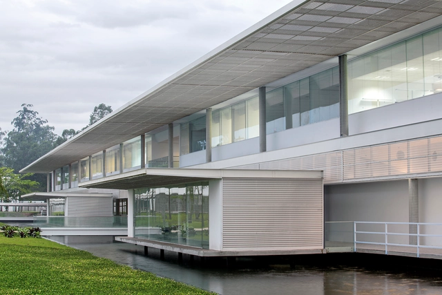 SICPA – Fábrica de Tintas y Sistemas de Seguridad / LoebCapote Arquitetura e Urbanismo  - Fábrica
