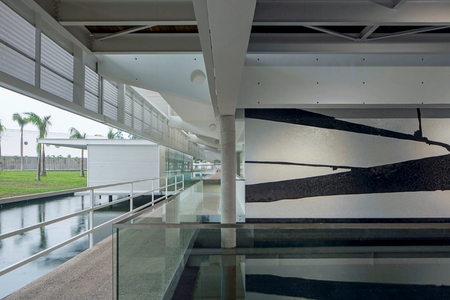 美国锡克拜—防伪油墨和生产链工厂 / LoebCapote Arquitetura e Urbanismo - 工厂