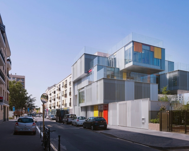 Centro de Educação Infantil / a+ samueldelmas architects urbanistes - Edificios Públicos