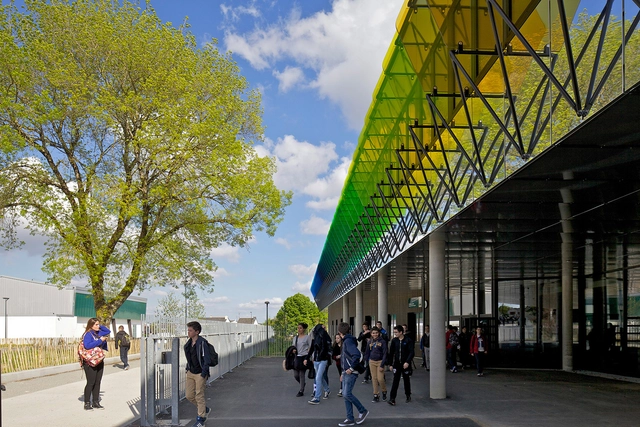 Escuela secundaria Anne de Bretagne / Philippe Gazeau - Escuelas