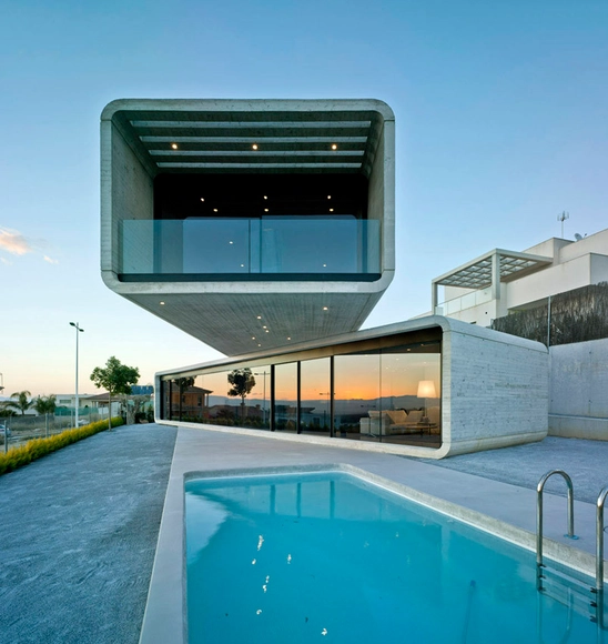 Casa Cruzada / Clavel Arquitectos - Casas
