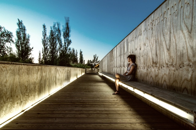 Puente VLM / AND-RÉ - Puente Peatonal