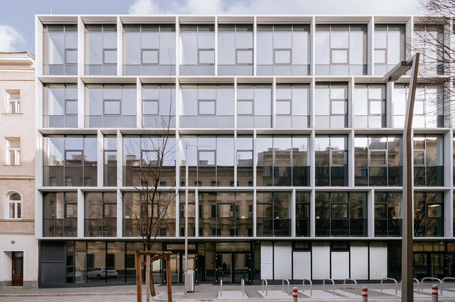 Escola Profissionalizante Embelgasse  / AllesWirdGut - Ensino Superior